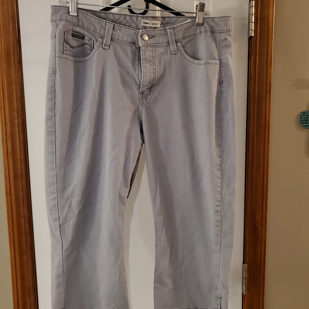 Lee's Capri Pants